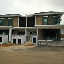 Semi-D house for Sale