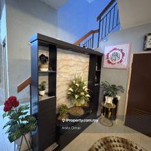 Endlot 2-storey, renovated, extended porch & kitchen, worth buying!