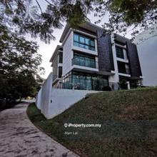 Corner 4 storey Villa Citrine Cristal serin residence Cyberjaya 