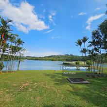 Facing lake 15,683 sqft bungalow land presint 10 putrajaya