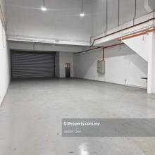 Prime location next to highway link factory for sell  in Batu Caves!
