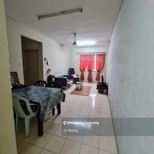 Middle Floor with Lift