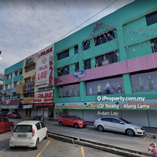 Selayang Corner Shop Office to Let