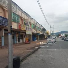 Freehold 2 Storey Beautiful Shop (20x70) Busy Street Taman Samudera