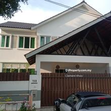 Double Storey Semi-D house at Jalan Lembah Permai for Rent 