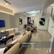 Pasir Gudang, Triple Storey Intermediate, Taman Nusa Damai, For sale