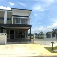 Spacious corner n Near Amenities, Access Lekas, Silk, Plus, Skve h'way