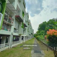 Mutiara Tropicana Townhouse - Upper unit - Walking Distance to grocery