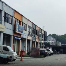 Limited terrace factory in Petaling Jaya, easy access