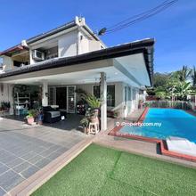 Corner Terrace With Swimming Pool