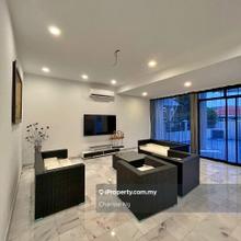 2 Storey Corner Semi-D Super Good Condition & Location Fully Furnished