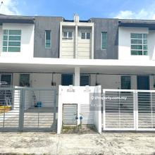Full Loan Brand New 2 Sty Townhouse Kaseh Heights Taman Semenyih Mewah