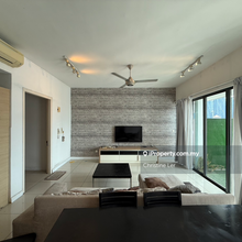 Bathtub, Bedroom, Balcony with amazing KLCC view. Inclusive 2 carpark.