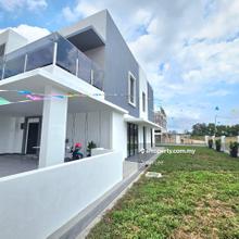 New 2 Storey Semi D Bandar Puchong Jaya Good Location Near ioi Mall 