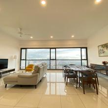Bayberry Fully Furnished Unit for Rent (Golf & Pool View)