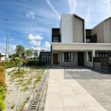 Sunway Citrine Lakehome Double Storey Link House Fully Furnished