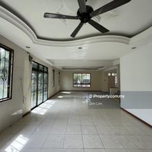 Corner 2-Storey Bungalow with Attic Taman Austin Perdana @Lake Villas 