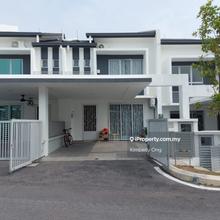 Laman Orkid Nilai Impian for sale