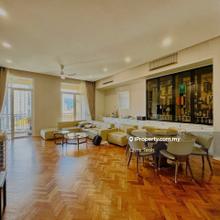 Mid floor, renovated & furnished, Gurney Drive view!