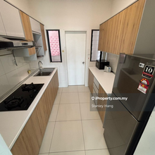 Fully Furnished, 3 Bedroom, walk to LRT