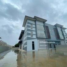 Freehold Semi-D factory for Sale in Shah Alam, Easy access to KESAS