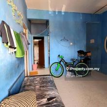 Walk distance to Selayang Hospital, peace and comfortable ownstay