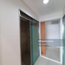 Plaza Arkadia unit for rent 