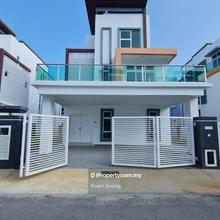 3 Storey Bungalow for Sale in Klebang/Kota Laksamana 
