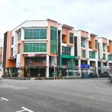 Bercham Pusat Perdagangan Tasek Indra 3.5 Storey 2 Adjoining Shop Lots