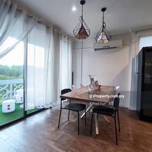 Garden View : The Colonnades Condo