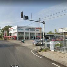 Showroom For Rent
