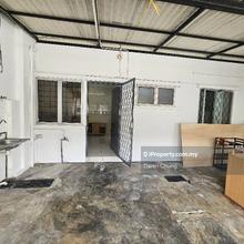 1,5 Storey Terrace House For Rent