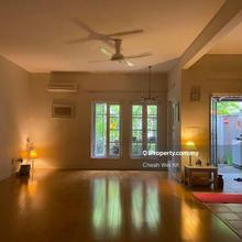 Sunway Parkville - Lower Unit - Partially Furnished - Low Density