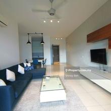 Direct seaview ,3 car parks 