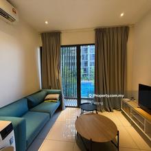 Fully Furnish, 2 Room, 2 Parking, Freehold