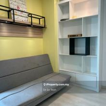 High floor , good condition !!