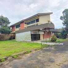 2 Storey Bungalow With Huge Land Further Mark Down