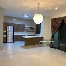 2 Sty Semi-D house for Rent