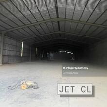 Budget rent Kapar batu 12 warehouse factory 300amp non flood rent