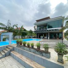 Facing Lake 2 Storey Bungalow Taman Tasik Prima, Puchong