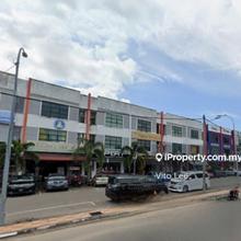 Tangkak Freehold Roadside Shop to Sale