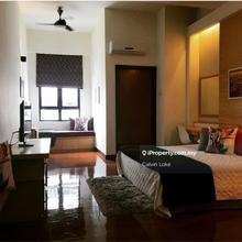 Heritage Specialist with Many Units on Hand