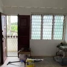 Walk Up Flat 2 Bedrooms at Kampung Lapan Taman Kenanga