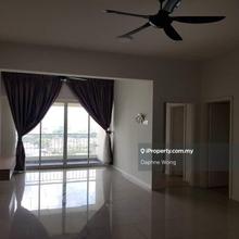 Low Density Condo for sell! Ready move in anytime! Call me now!
