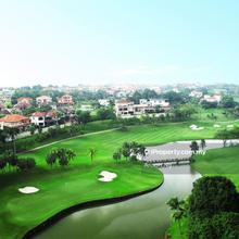 Empty Bungalow Flat Rectangular Land