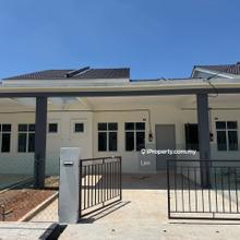 Rumah Teres Setingkat untuk Sewa di Lunas