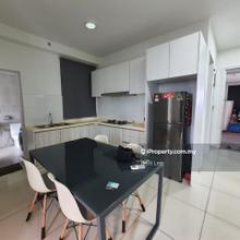 Exclusive Floor, Corner Unit, Selling Below Market, Good Condition