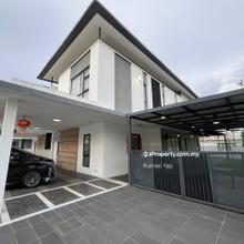 Renovated Fully furnished Endlot Semi d