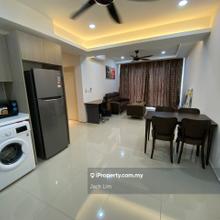 Gravit 8 2 Rooms Fully Renovated n Furnished Ready to Move In !!