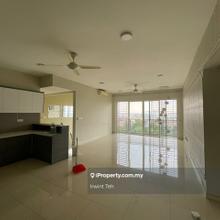 Newly Refurbished Unit